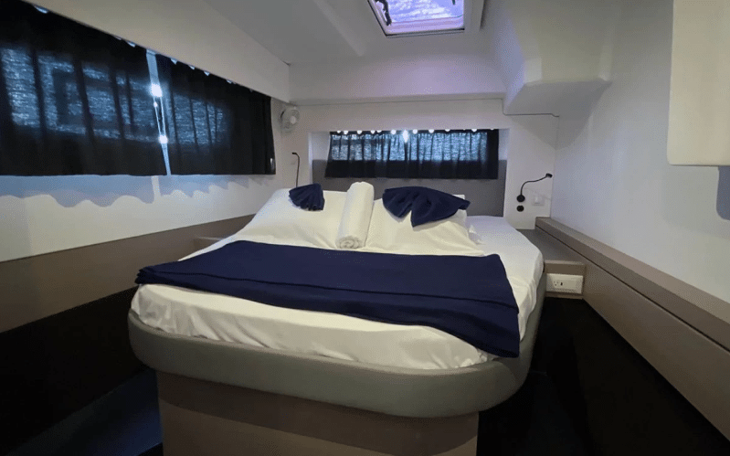 Cabine intérieur Astréa 42 Fountaine Pajot