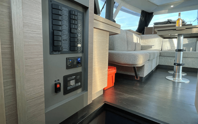 Tableau électrique Astréa 42 Fountaine Pajot