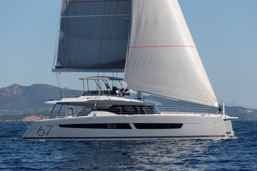 Alégria 67 Vu De Profil Fountaine Pajot