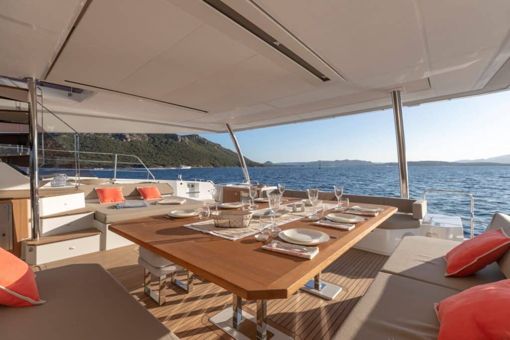 Cockpit Alégria 67 Fountaine Pajot