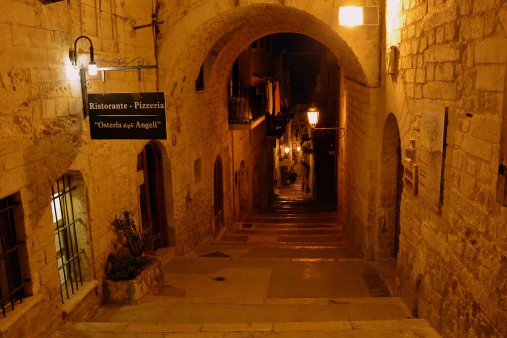 Ruelle De Nuit, Italie