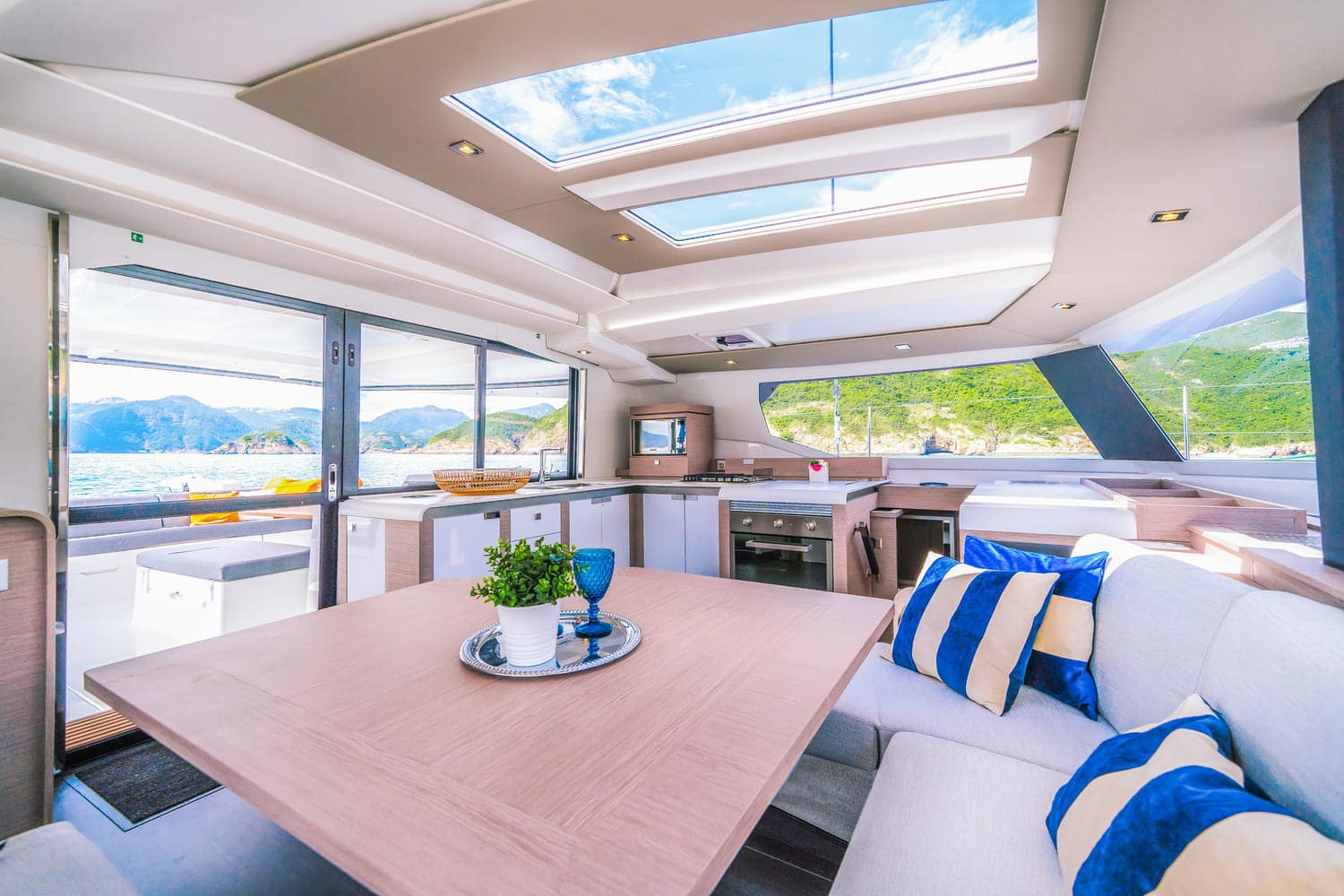 Location catamaran Tanna 47 Albaj Martinique Antilles