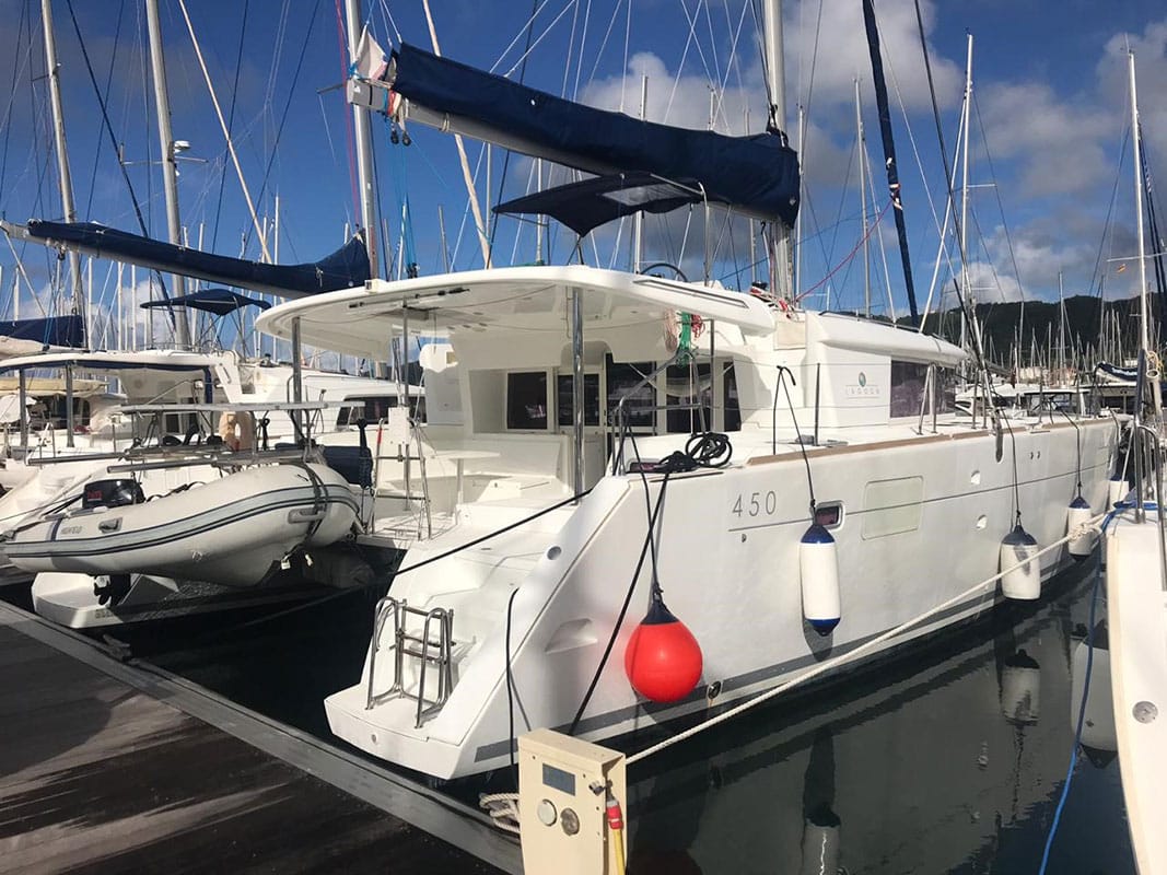 Location catamaran Lagoon 450 F Nina Martinique Antilles