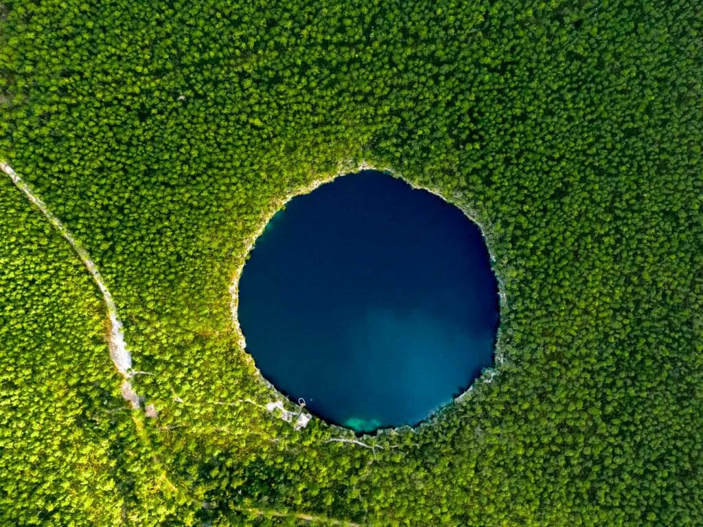 Captain Bill's Blue Hole, Andros, Bahamas